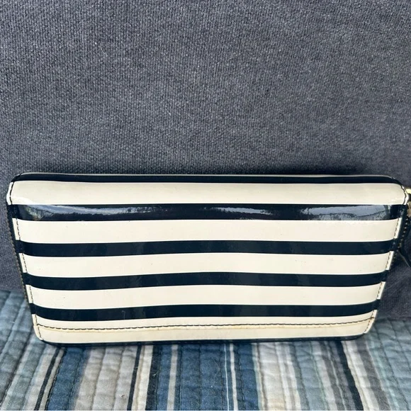 kate spade Cream and Black Striped Patent Zip Wallet - Picture 5 of 5